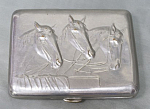 Портсигар Тройка лошадей, СССР, размер 10,5х8,5х1,5 см 