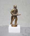 Статуэтка Пожарный, Европа, металл, камень(есть скол), высота 15 см, размер основания 6,5х6,5 см (1)